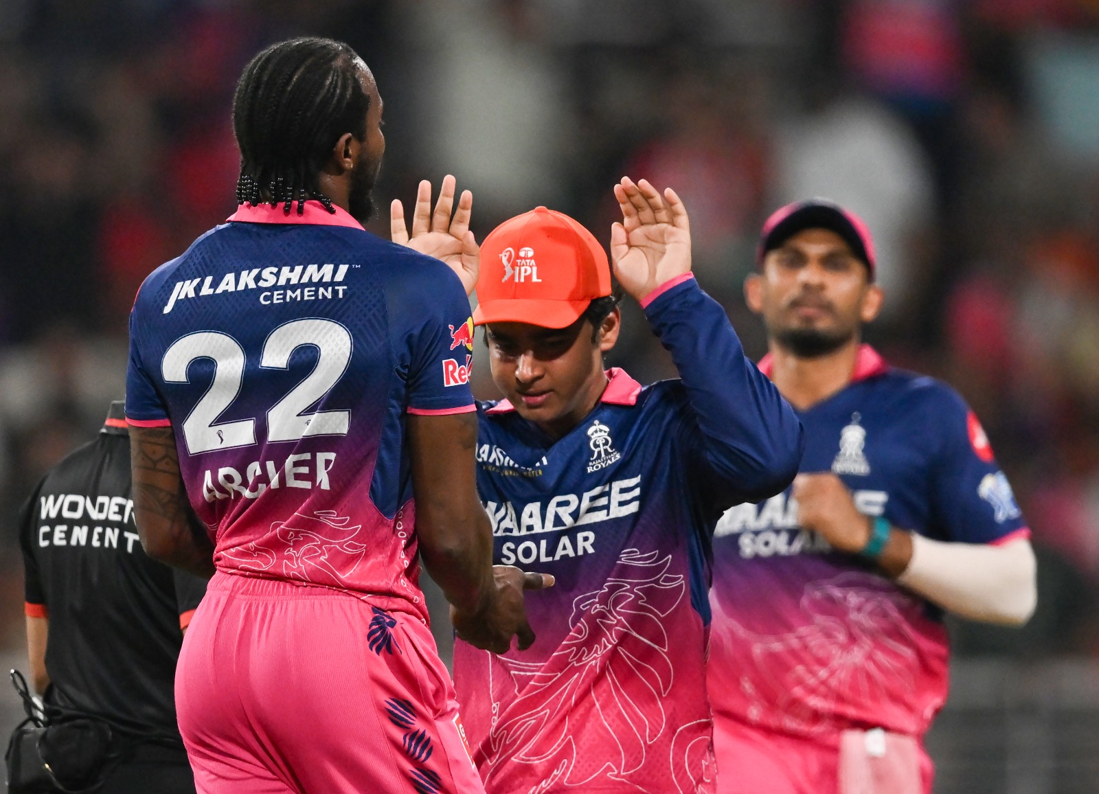 आईपीएल 2026: वैभव के बल्ले का तूफान, RR ने SRH को 47 रन से हराकर बनाई क्वालीफायर-2 में जगह