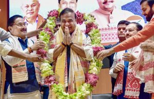 हिमंत बने असम के लगातार दूसरी बार मुख्यमंत्री, इन 4 विधायकों ने ली मंत्री पद की शपथ