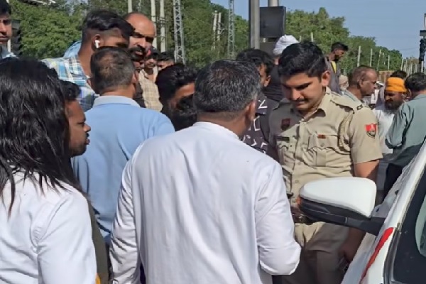 Haryana News : मेरठ रोड पर हादसा : ट्रॉले की चपेट में बाइक सवार दंपती की मौत