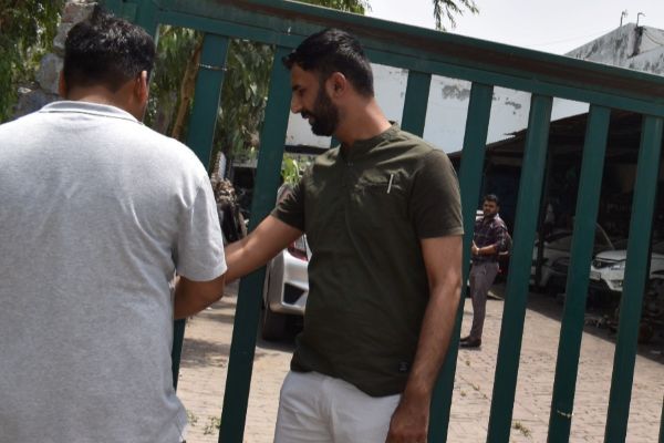 करनाल में संपत्ति कर बकायादार की प्रॉपर्टी सील, दूसरे ने मौके पर जमा कराए 16 लाख