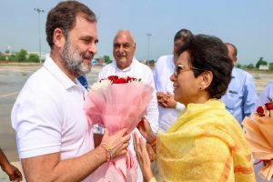 hooda-and-selja-will-join-the-tour