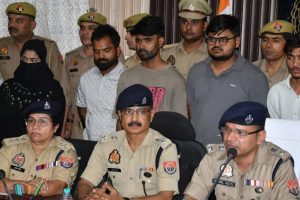 मुरादाबाद में प्यार के चक्कर में कारोबारी की बेटी ने लुटवा दिया घर, जानें कैसे 1.20 करोड़ की…