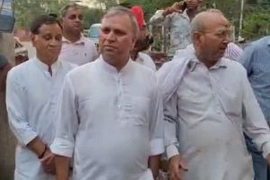 धार्मिक स्थल तोड़ने पर कांग्रेसी नेताओं का विरोध, लगाया ध्यान भटकाने का आरोप