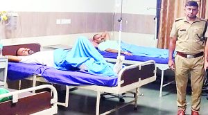 खनन कारोबारी पर गोली चलाने के आरोपियों के साथ पुलिस की मुठभेड़, 2 के पैर में लगी गोली
