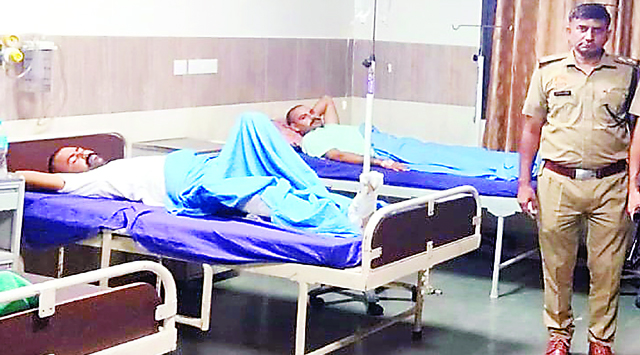 खनन कारोबारी पर गोली चलाने के आरोपियों के साथ पुलिस की मुठभेड़, 2 के पैर में लगी गोली