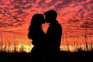 Jacqueline Sidharth Malhotra kissing