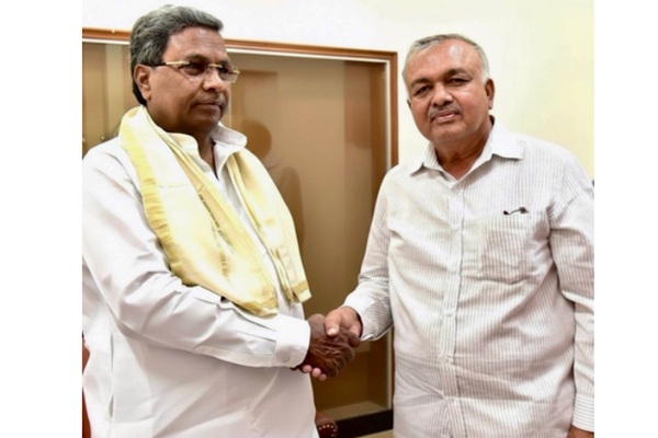 सीएम डीके शिवकुमार को लगा बड़ा झटका, मंत्री रामलिंगा रेड्डी ने दिया इस्तीफा… कर्नाटक कांग्रेस में फूट