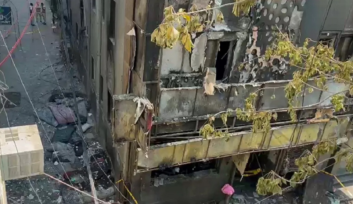 22 हुई दिल्ली होटल अग्निकांड में मरने वालों की संख्या, विदेश नागरिक ने इलाज के दौरान तोड़ा दम