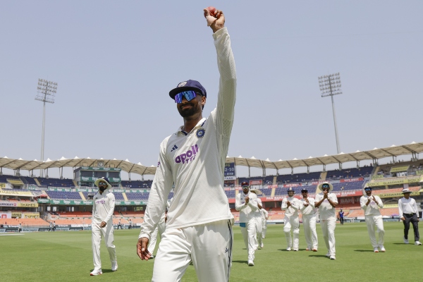 Ind vs Afg Test Match: डेब्यू टेस्ट में मानव सुथार का धमाका, 21वीं सदी में ऐसा करने वाले बने दूसरे गेंदबाज