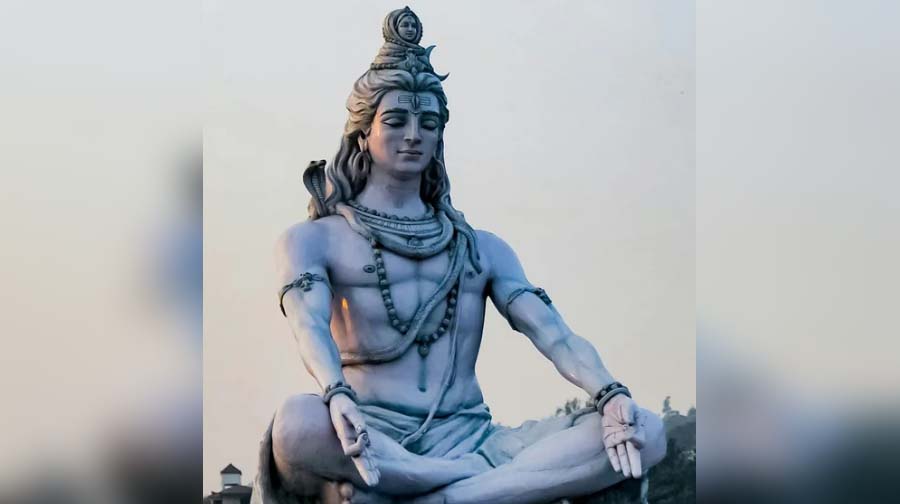 बिजनेस में आ रही हैं बाधाएं? सोमवार को इस खास विधि से करें भगवान शिव की पूजा