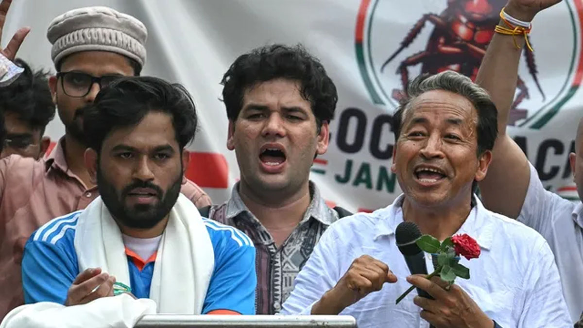 कॉकरोच जनता पार्टी से सोनम वांगचुक की राजनीति में होगी एंट्री? आंदोलन में बताई अपने ‘मन की बात’
