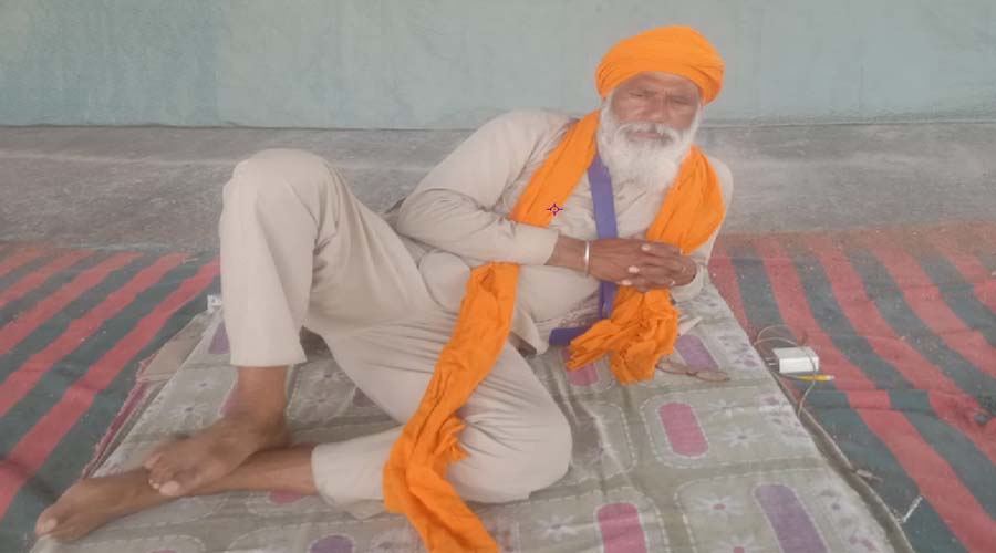 मलोट में प्रशासन के खिलाफ प्रदर्शन, न्याय की उम्मीद में पिछले 33 घंटों से भूख हड़ताल पर सुदेश पाल सिंह खालसा