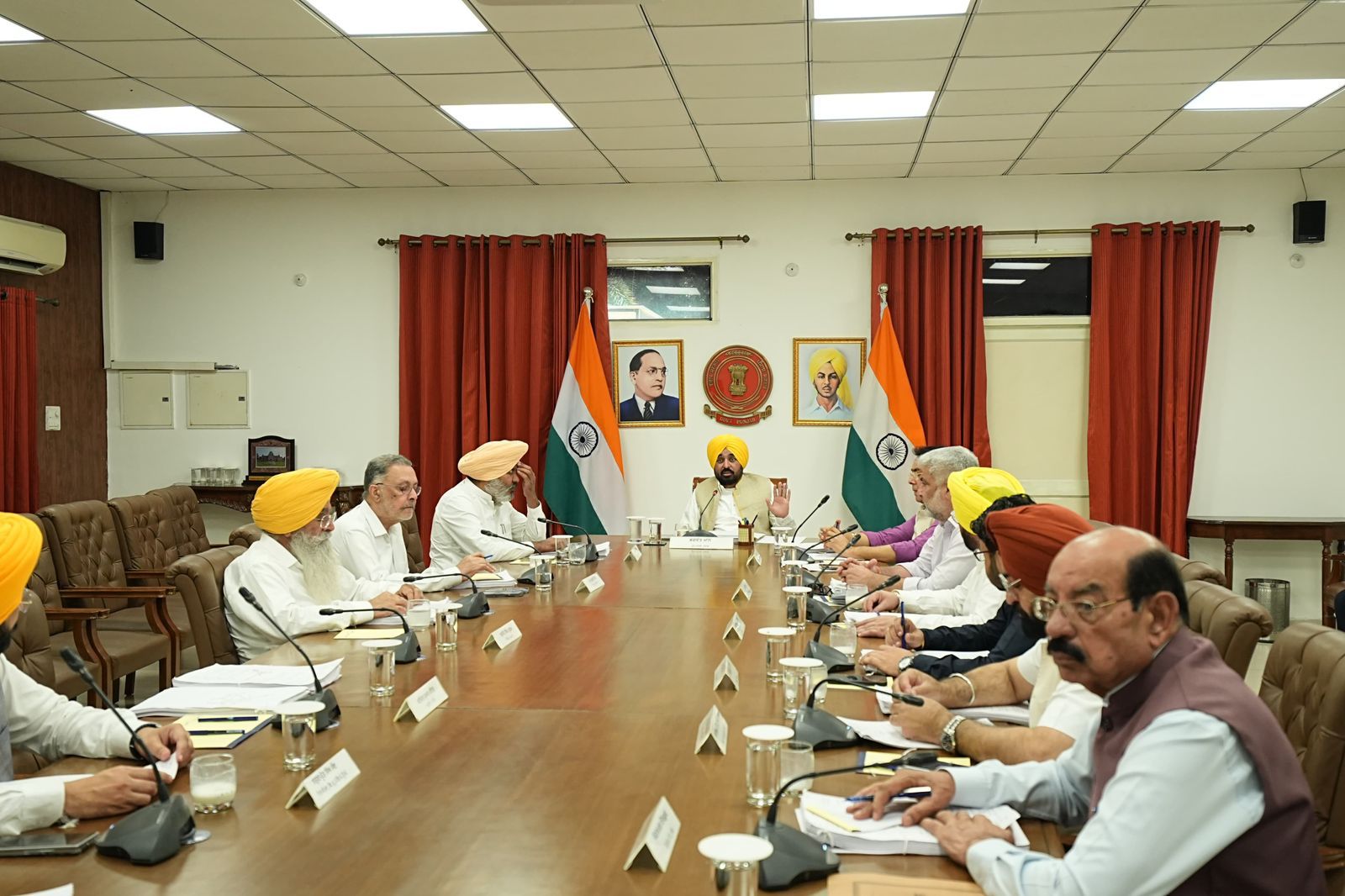 मुख्यमंत्री भगवंत सिंह मान के नेतृत्व में मंत्रिमंडल ने चुनाव विभाग के सेवा नियमों में संशोधन को दी हरी झंडी