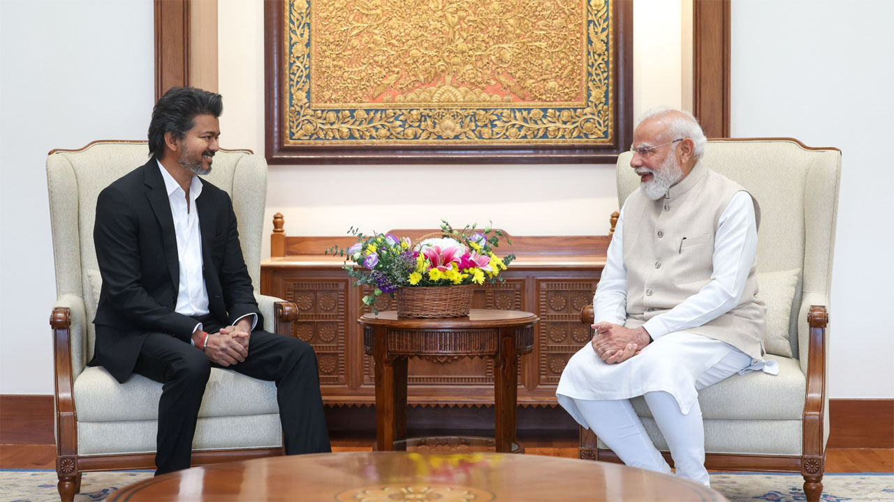 PM मोदी ने तमिलनाडु के सीएम विजय को दी जन्मदिन की बधाई, लंबे और स्वस्थ जीवन की कामना की