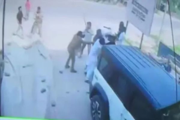 पत्नी को नहीं भेजने पर दामाद ने मारी दुकान पर टक्कर, साले पर फायरिंग