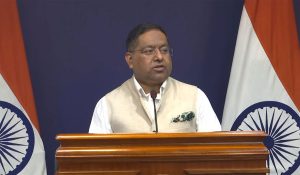 ‘अपनी नाकामियों को छिपाने की कोशिश कर रहा पाकिस्तान’, ख्वाजा आसिफ की युद्ध धमकी पर भारत का कड़ा जवाब
