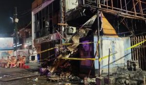 Lucknow fire tragedy: एक्शन में योगी सरकार, 4 पर FIR, सील किए गए 5 प्रतिष्ठान