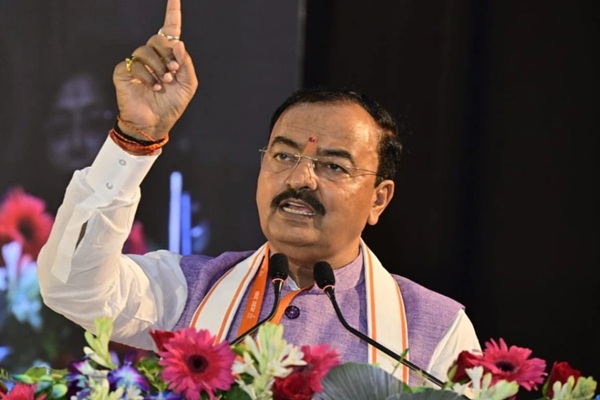 ’25-26 सांसद छोड़ सकते हैं सपा’, केशव मौर्य के बयान पर गरमाई यूपी की राजनीति