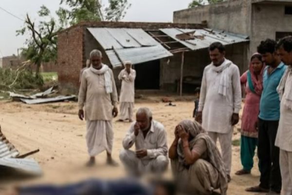 आंधी का कहर, उड़ती टिन शीट से घर बैठे युवक की मौत