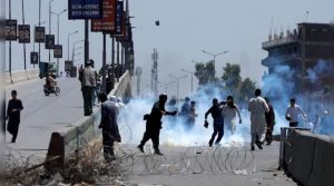 PoK में पाकिस्तान सरकार के खिलाफ विरोध प्रदर्शन, हिंसा में कई लोगों की मौत, 70 घायल