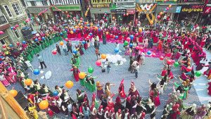 शिमला ग्रीष्मोत्सव : मॉल रोड पर उतरीं 320 महिलाएं, महानाटी बनी नशे के खिलाफ आंदोलन