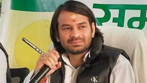 बांकीपुर उपचुनाव से पहले सियासत गरमाई, वीणा मानवी की गिरफ्तारी पर तेजप्रताप यादव बोले-कोर्ट जाएंगे
