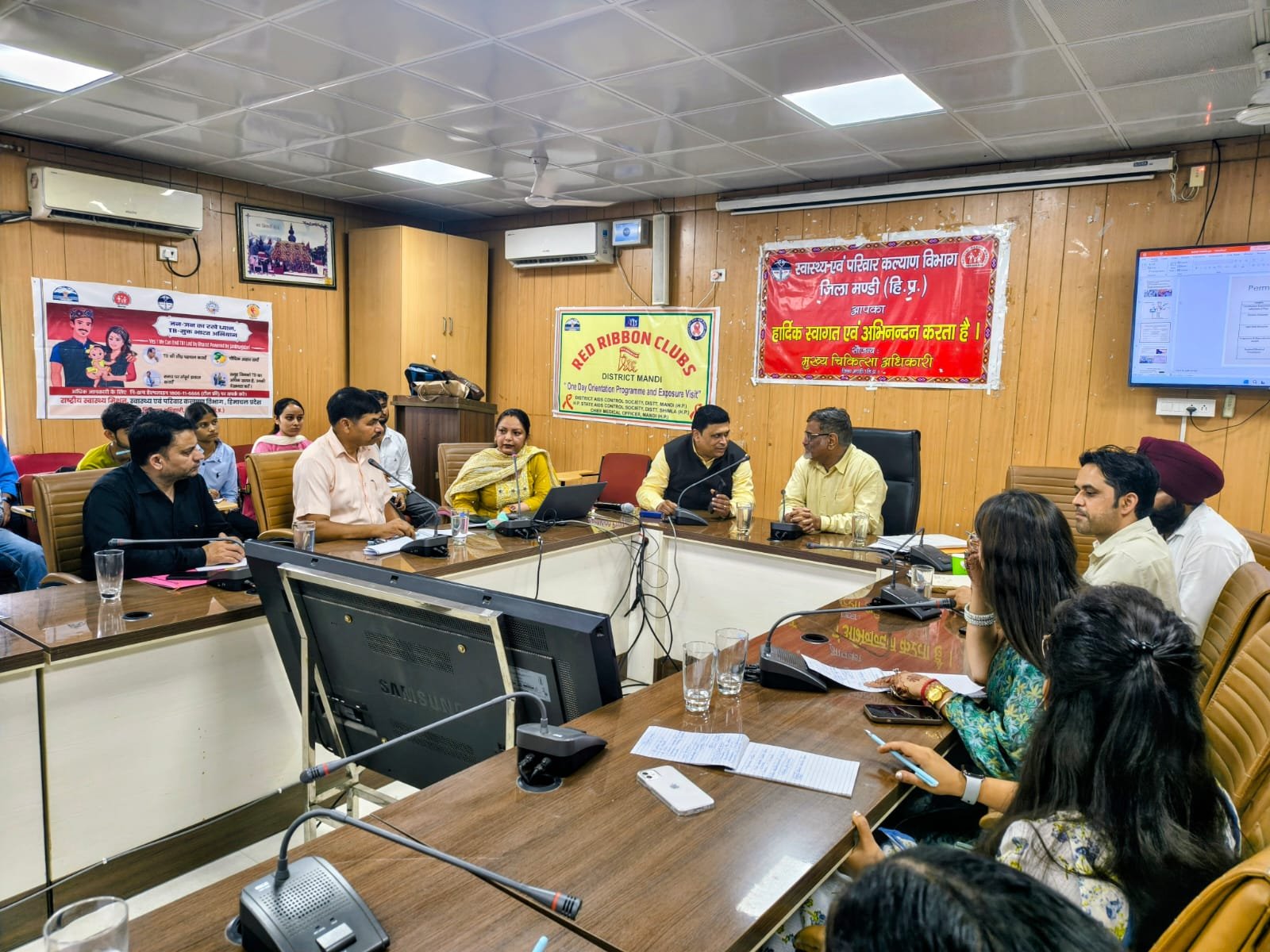 स्वैच्छिक रक्तदान को जन आंदोलन बनाएं: डॉ. दिनेश