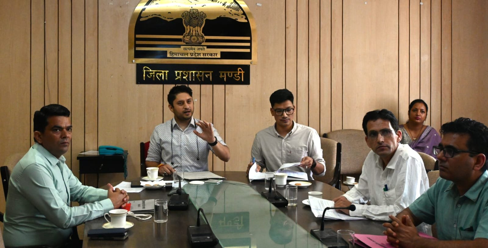 वन संरक्षण अधिनियम के प्रभावी क्रियान्वयन को लेकर उपायुक्त ने की समीक्षा बैठक
