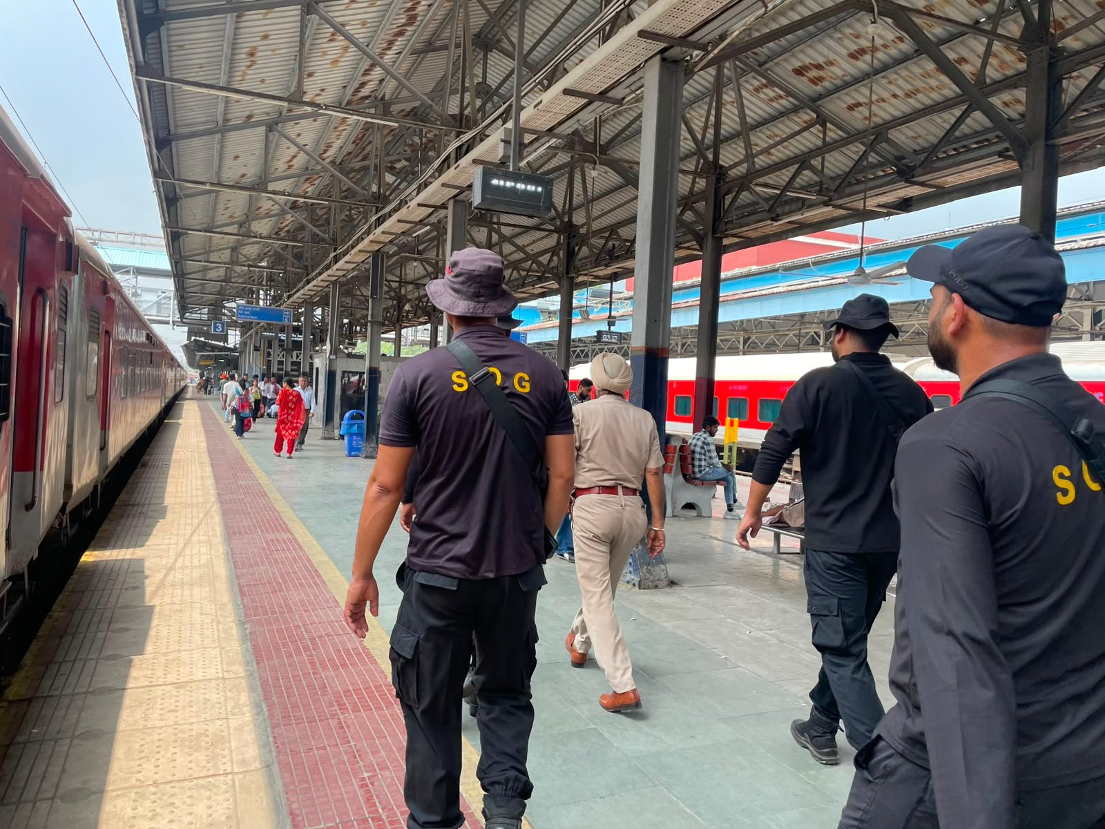 अमृतसर में स्पेशल सर्च ऑपरेशन, बस स्टैंड, रेलवे स्टेशन और पब्लिक जगहों पर हुई कड़ी चेकिंग