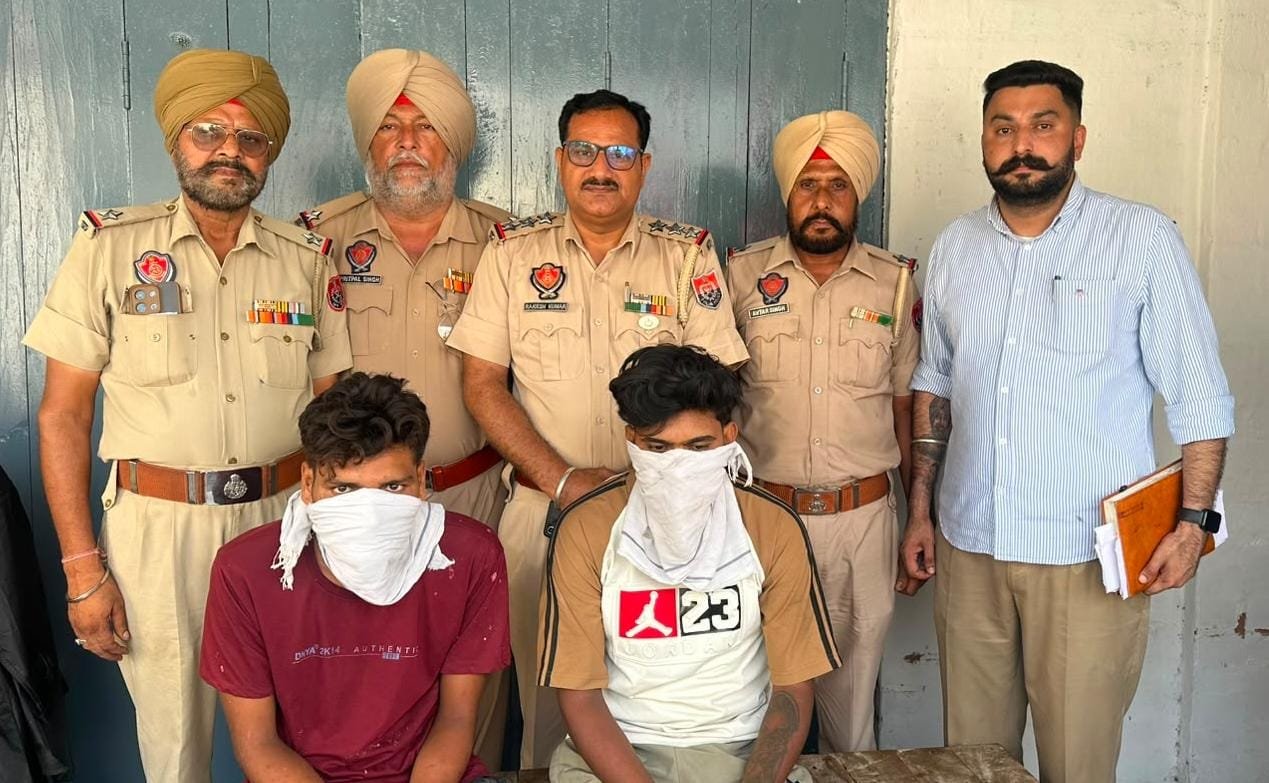अमृतसर में महिला वकील का पर्स छीनने मामले में मिली बड़ी कामयाबी, पुलिस ने 2 आरोपी किए गिरफ्तार