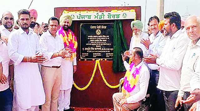 विधायक Gurpreet Banawali द्वारा अनाज मंडी सरदूलगढ़ में 3.20 करोड़ रुपए के विकास कार्यों का उद्घाटन