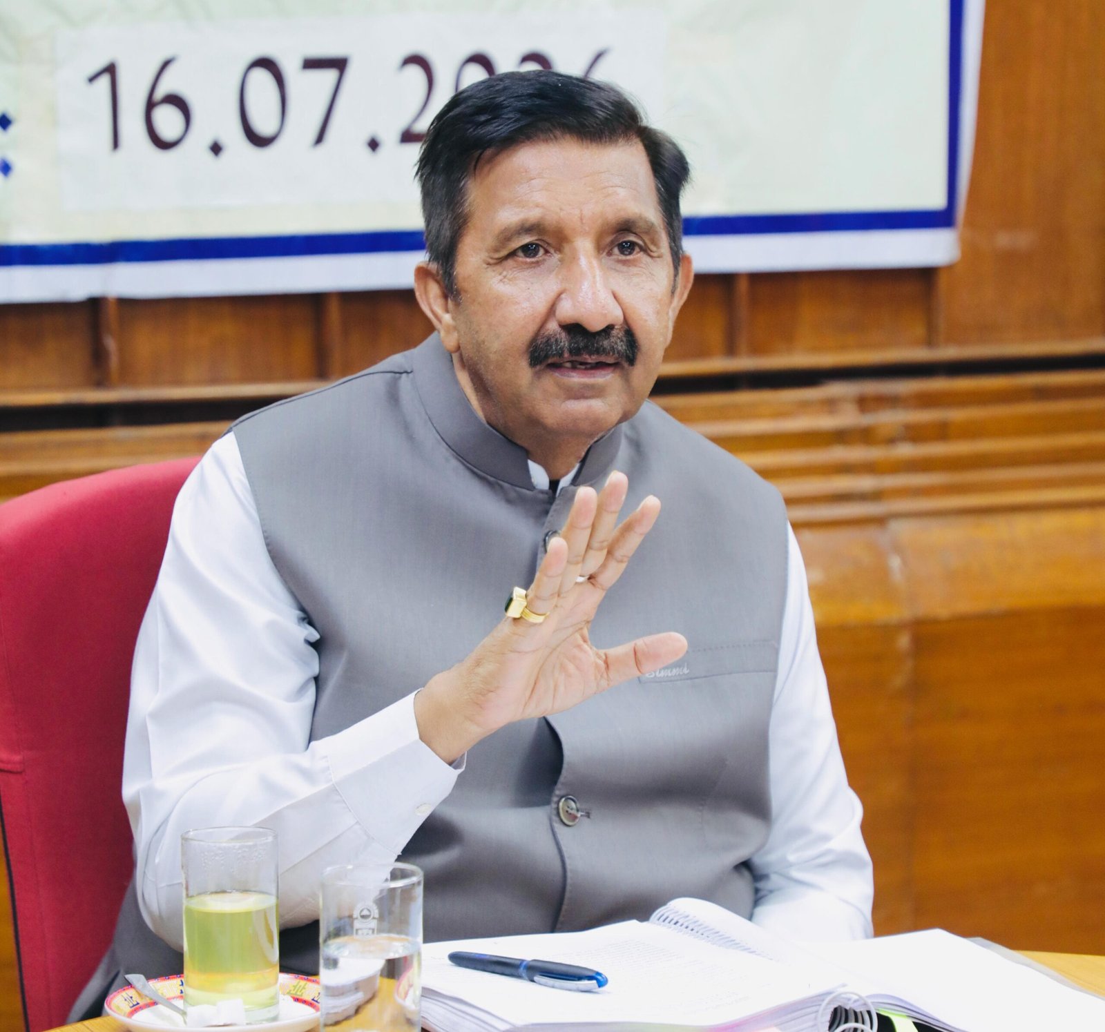प्रदेश में नई इलेक्ट्रिक बसों का संचालन शीघ्र, चार नए ई-डिपो शुरू होंगेः मुकेश अग्निहोत्री