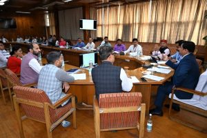 बैंक अधिकारी केवल ऋणदाता नहीं, बल्कि ऋण आवेदकों के मार्गदर्शक भी बनें : DC अनुपम कश्यप