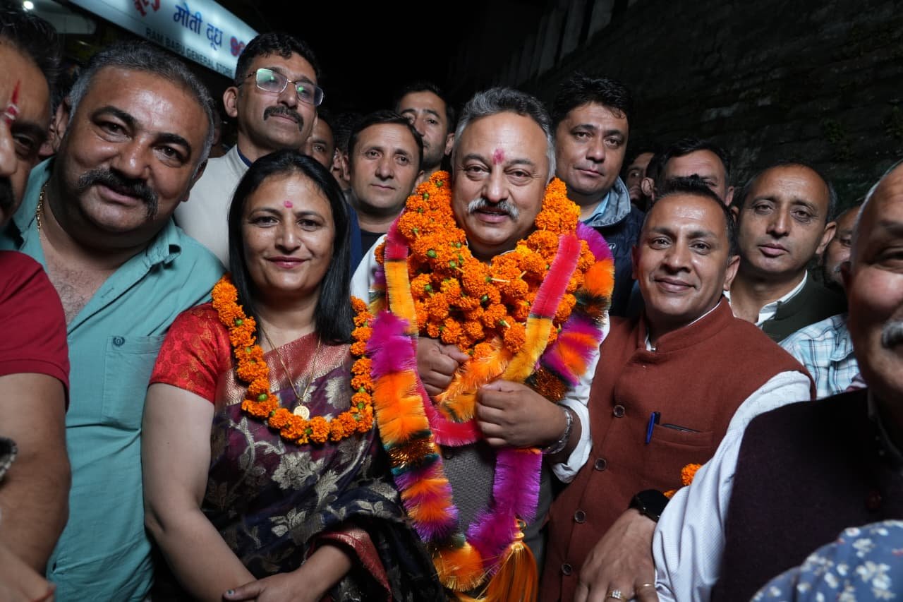 संतुलित विकास के लिए मिलकर करेंगे काम : रोहित ठाकुर