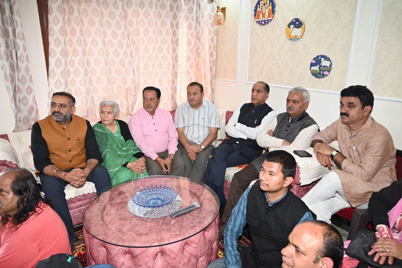 युवाओं के भविष्य से समझौता बर्दाश्त नहीं : जयराम ठाकुर