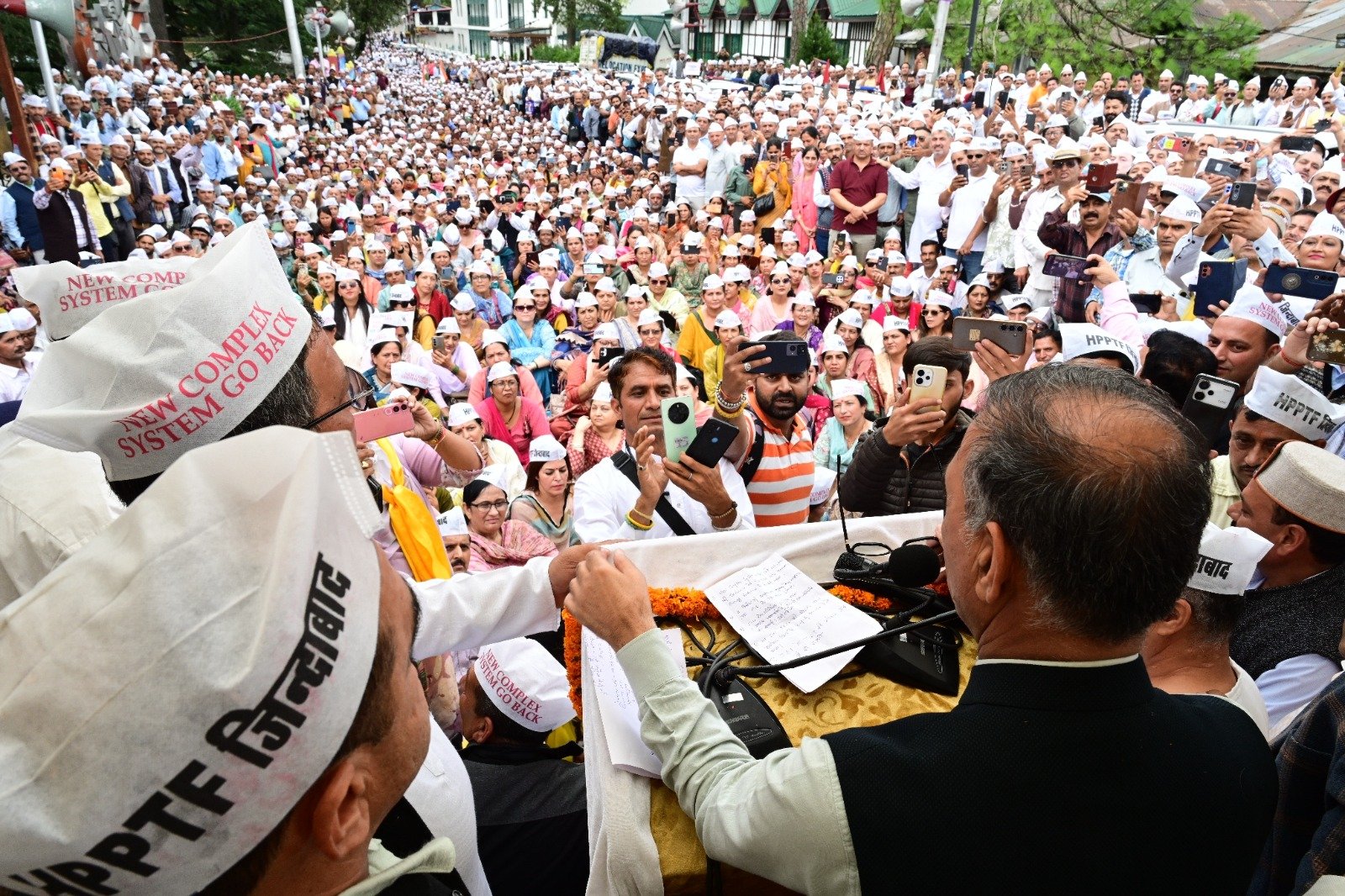 शिक्षक दिवस से पहले नई कॉम्प्लेक्स प्रणाली पर उचित निर्णय लेगी सरकारः सीएम सुक्खू
