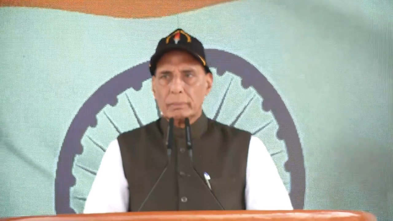 कारगिल दिवस पर रक्षा मंत्री राजनाथ सिंह का ऐलान, कहा- पाकिस्तान के साथ PoK के अलावा कोई बातचीत नहीं करेगा भारत