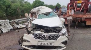 Agra-Lucknow Expressway road accident