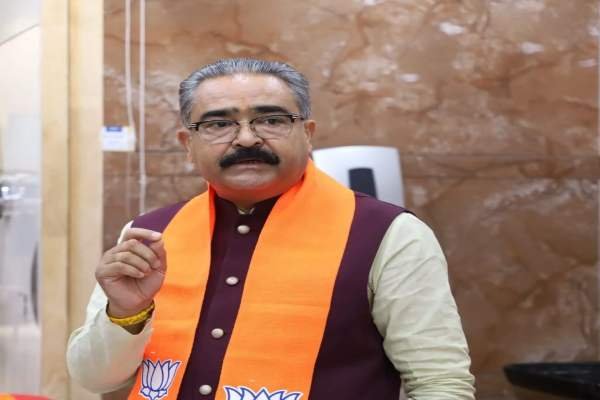 होशियार सिंह पर दर्ज किए मामले पर बिक्रम ठाकुर का CM सुक्खू पर हमला, कहा- ये राजनीतिक साजिश