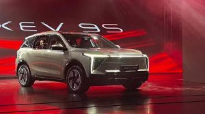 Mahindra की ये इलेक्ट्रिक SUV हुई महंगी, कंपनी ने बढ़ाए 70 हजार रुपये तक दाम