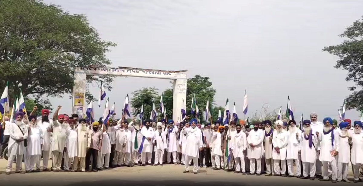 भारत-US टैक्स-फ्री ट्रेड के विरोध में सड़कों पर उतरे किसान, गुरदासपुर में हजारों किसानों ने निकाला मोटरसाइकिल मार्च