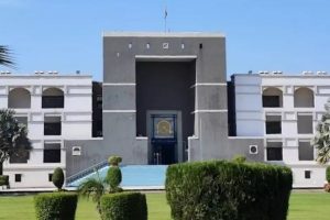 हाईकोर्ट का फैसला : मरने के 17 साल बाद वापस मिली नौकरी, सभी सुविधाएं बहाल