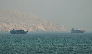 US Iran war: अमेरिका ने ईरान पर बरसाया बारूद, ट्रंप के आदेश के बाद हुआ तीसरा बड़ा सैन्य हमला