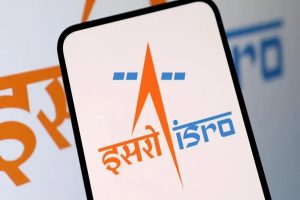 isro-more-than-100-scientists-associated-gaganyaan-chandrayaan-3-have-resigned