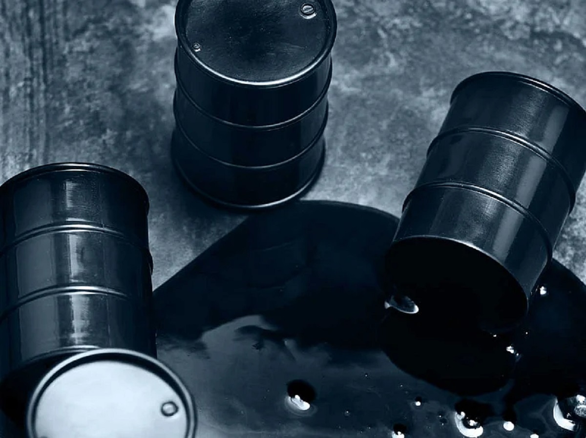 ईरान और अमेरिका के बीच तनाव से Crude Oil की कीमत में 4% की बढ़ोतरी, भारत में मंहगा हो सकता है पेट्रोल-डीजल