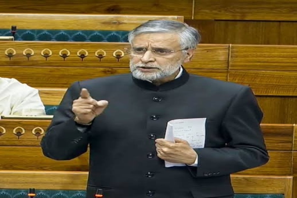 मियां अल्ताफ ने ‘फेल’ एजुकेशन सिस्टम के लिए BJP को जिम्मेदार ठहराया, जवाबदेही की मांग की