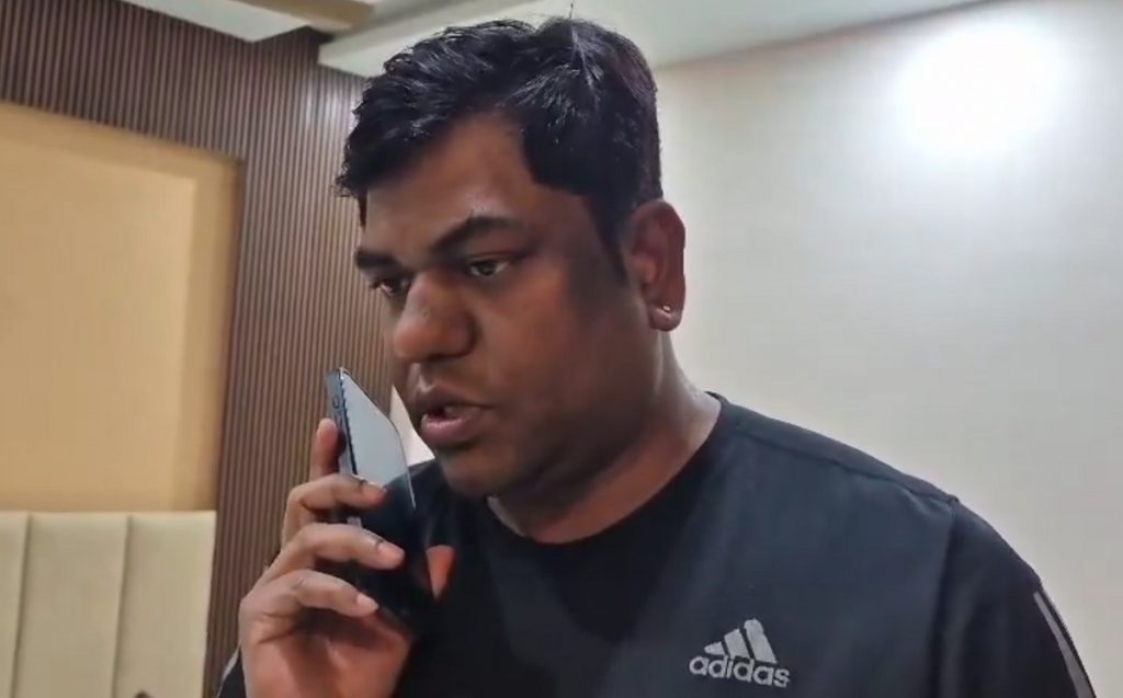 Mukesh Sahani clashes up police