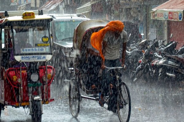 Punjab Weather: पंजाब के कई जिलों में 2 दिनों में भारी बारिश, IMD ने जारी किया अलर्ट