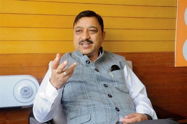 कांग्रेस डूबता हुआ जहाज, मुख्यमंत्री हिटलरशाही से चला रहे सरकार: सुरेश कश्यप
