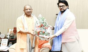 MP अनुराग ठाकुर ने यूपी के CM योगी आदित्यनाथ से शिष्टाचार भेंट कर विभिन्न विषयों पर विस्तृत चर्चा की